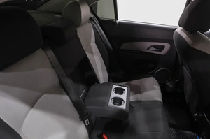 Седан Chevrolet Cruze 2011 года, 649000 рублей, Новокузнецк