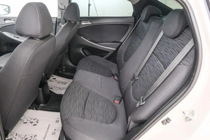 Седан Hyundai Solaris 2015 года, 1199000 рублей, Красноярск