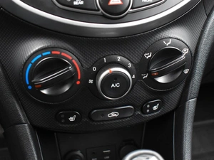 Хетчбэк Hyundai Solaris 2015 года, 1165000 рублей, Краснодар