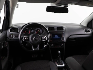 Седан Volkswagen Polo 2018 года, 1248055 рублей, Москва