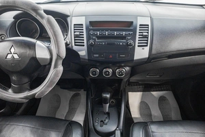 Внедорожник Mitsubishi Outlander 2010 года, 1189000 рублей, Барнаул