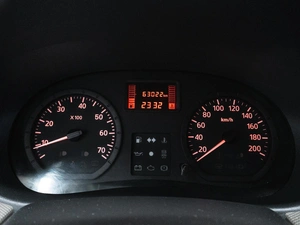Седан Renault Logan 2010 года, 529000 рублей, Красноярск