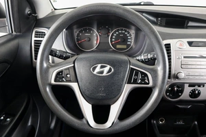 Хетчбэк Hyundai i20 2010 года, 499000 рублей, Пермь