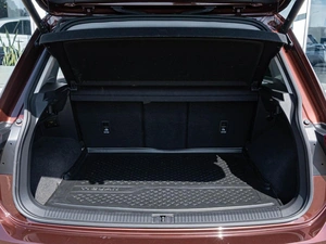 Внедорожник Volkswagen Tiguan 2021 года, 3070000 рублей, Краснодар