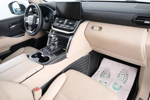 Внедорожник Toyota Land Cruiser 2021 года, 10399000 рублей, Красноярск