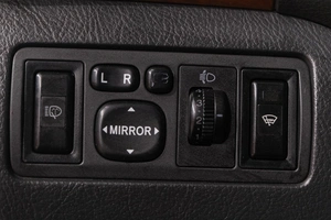 Седан Toyota Avensis 2006 года, 799000 рублей, Новокузнецк