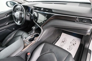 Седан Toyota Camry 2020 года, 3599000 рублей, Красноярск