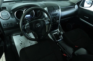 Внедорожник Suzuki Grand Vitara 2010 года, 1129000 рублей, Омск