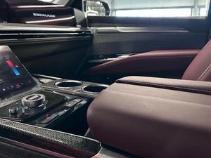 Внедорожник Cadillac Escalade-V 2025 года, 24990000 рублей, Павловская Слобода