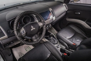 Внедорожник Mitsubishi Outlander 2011 года, 1299000 рублей, Томск