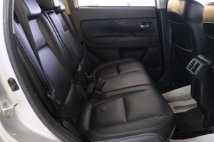 Внедорожник Mitsubishi Outlander 2018 года, 2349000 рублей, Омск