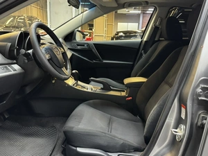 Седан Mazda 3 2010 года, 867000 рублей, Красноярск