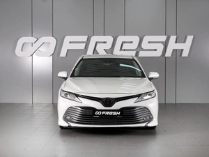 Седан Toyota Camry 2019 года, 2899000 рублей, Красный Пахарь