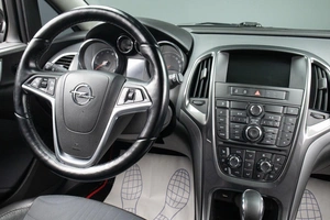 Хетчбэк Opel Astra 2014 года, 959000 рублей, Оренбург