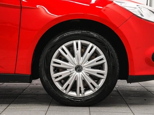 Хетчбэк Ford Focus 2012 года, 679000 рублей, Красноярск