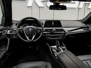 Седан BMW 5 серия 2019 года, 3360000 рублей, Краснодар