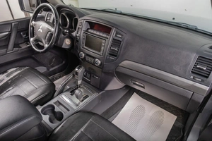 Внедорожник Mitsubishi Pajero 2011 года, 2139000 рублей, Томск
