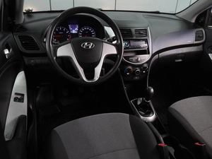 Седан Hyundai Solaris 2011 года, 669000 рублей, Воронеж