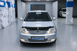 Хетчбэк Toyota Corolla 2004 года, 668000 рублей, Солонцы