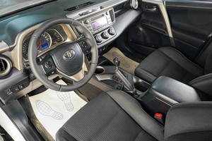 Внедорожник Toyota RAV4 2014 года, 1759000 рублей, Тюмень