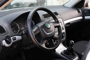 Лифтбек Skoda Octavia 2011 года, 690000 рублей, Ярославль