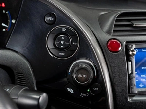 Хетчбэк Honda Civic 2008 года, 709000 рублей, Тюмень