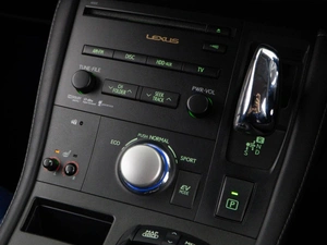 Хетчбэк Lexus CT 2011 года, 1387444 рублей, Москва