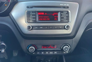 Седан Kia Rio 2016 года, 980000 рублей, Солонцы