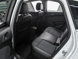 Хетчбэк Opel Astra 2013 года, 949000 рублей, Воронеж