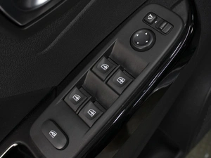 Внедорожник Renault Captur 2020 года, 1900000 рублей, Омск