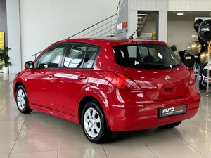 Хетчбэк Nissan Tiida 2012 года, 697000 рублей, Солонцы