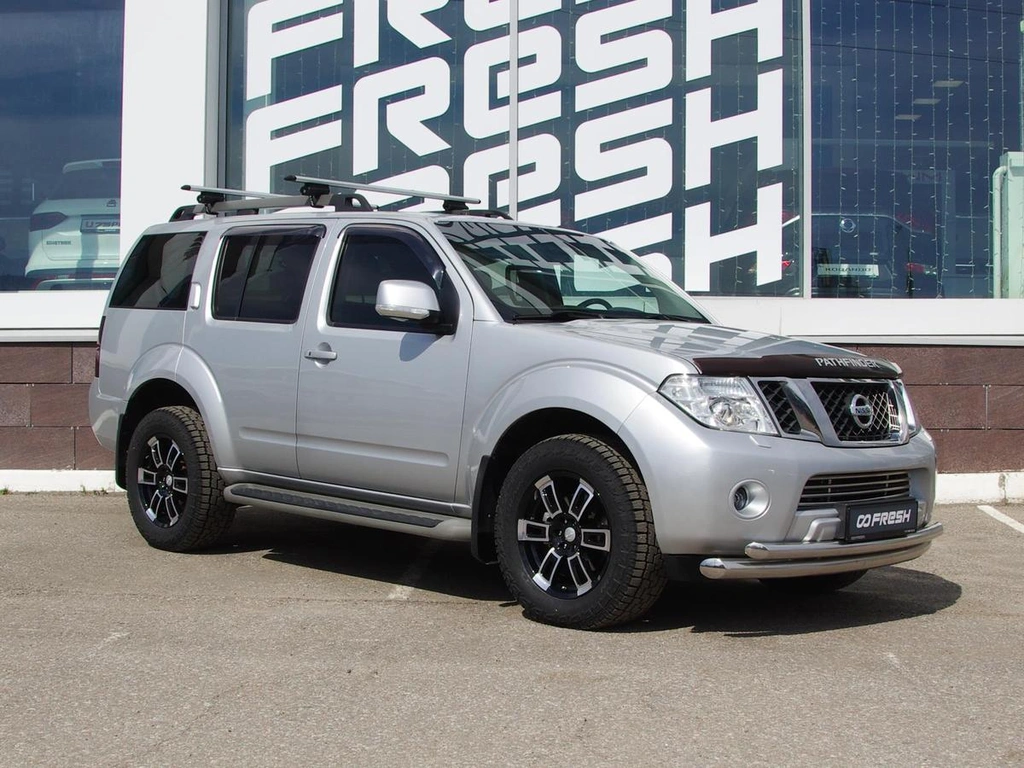 Внедорожник Nissan Pathfinder 2012 года, 1950000 рублей, Владимир