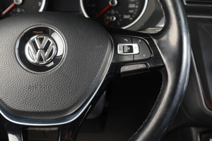 Внедорожник Volkswagen Tiguan 2017 года, 2119000 рублей, Тюмень