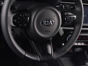 Седан Kia Rio 2019 года, 1650000 рублей, Минеральные Воды