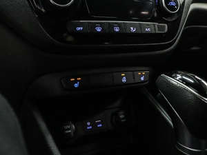 Седан Hyundai Solaris 2018 года, 1200000 рублей, Красноярск