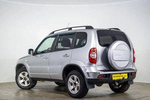 Внедорожник Chevrolet Niva 2019 года, 819000 рублей, Оренбург