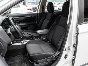 Внедорожник Mitsubishi Outlander 2019 года, 1840000 рублей, Краснодар
