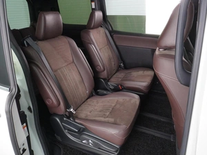 Минивэн Toyota Esquire 2018 года, 2499000 рублей, Воронеж