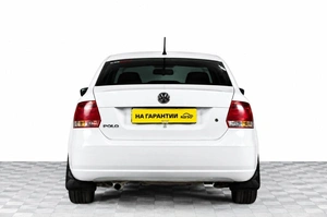 Седан Volkswagen Polo 2014 года, 879000 рублей, Челябинск