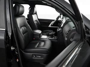 Внедорожник Toyota Land Cruiser 2019 года, 6439050 рублей, Москва