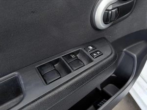 Хетчбэк Nissan Tiida 2011 года, 670000 рублей, Орёл
