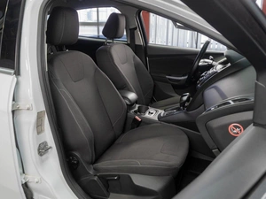 Хетчбэк Ford Focus 2012 года, 1199000 рублей, Тюмень