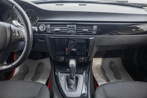 Седан BMW 3 серия 2010 года, 1149000 рублей, Барнаул