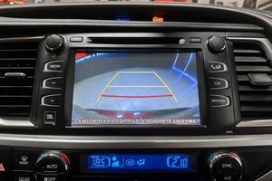 Внедорожник Toyota Highlander 2014 года, 2900000 рублей, Красноярск