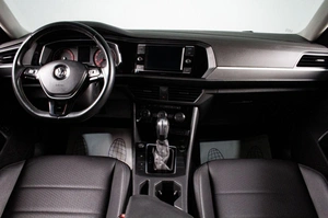 Седан Volkswagen Jetta 2020 года, 1689000 рублей, Сургут