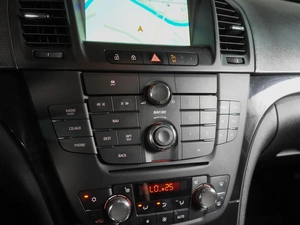 Универсал Opel Insignia 2012 года, 1049000 рублей, Воронеж