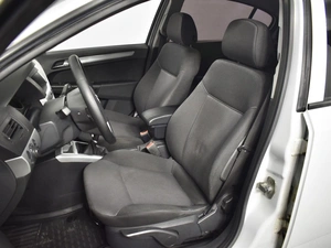 Седан Opel Astra 2011 года, 485200 рублей, Казань