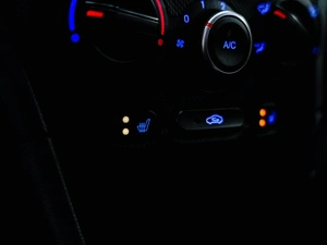 Седан Hyundai Solaris 2015 года, 990000 рублей, Красноярск