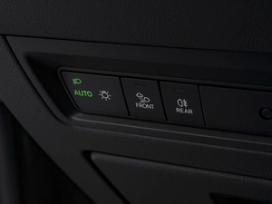 Внедорожник Volkswagen Touareg 2018 года, 5389000 рублей, Тюмень