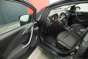 Хэтчбек Opel Astra 2014 года, 1050000 рублей, Курск